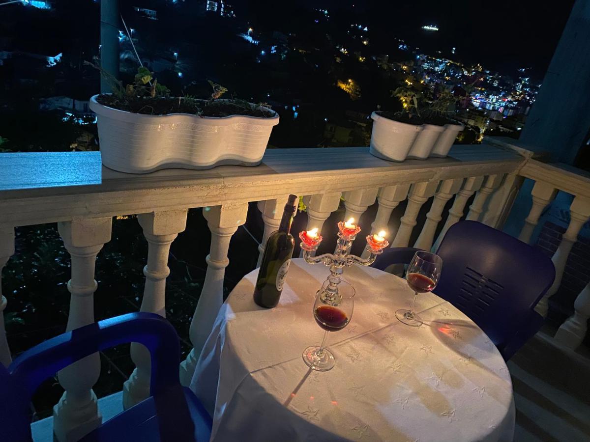 סרנדה Vila Sinani מראה חיצוני תמונה