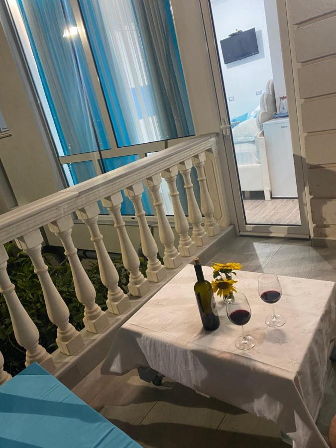 סרנדה Vila Sinani מראה חיצוני תמונה