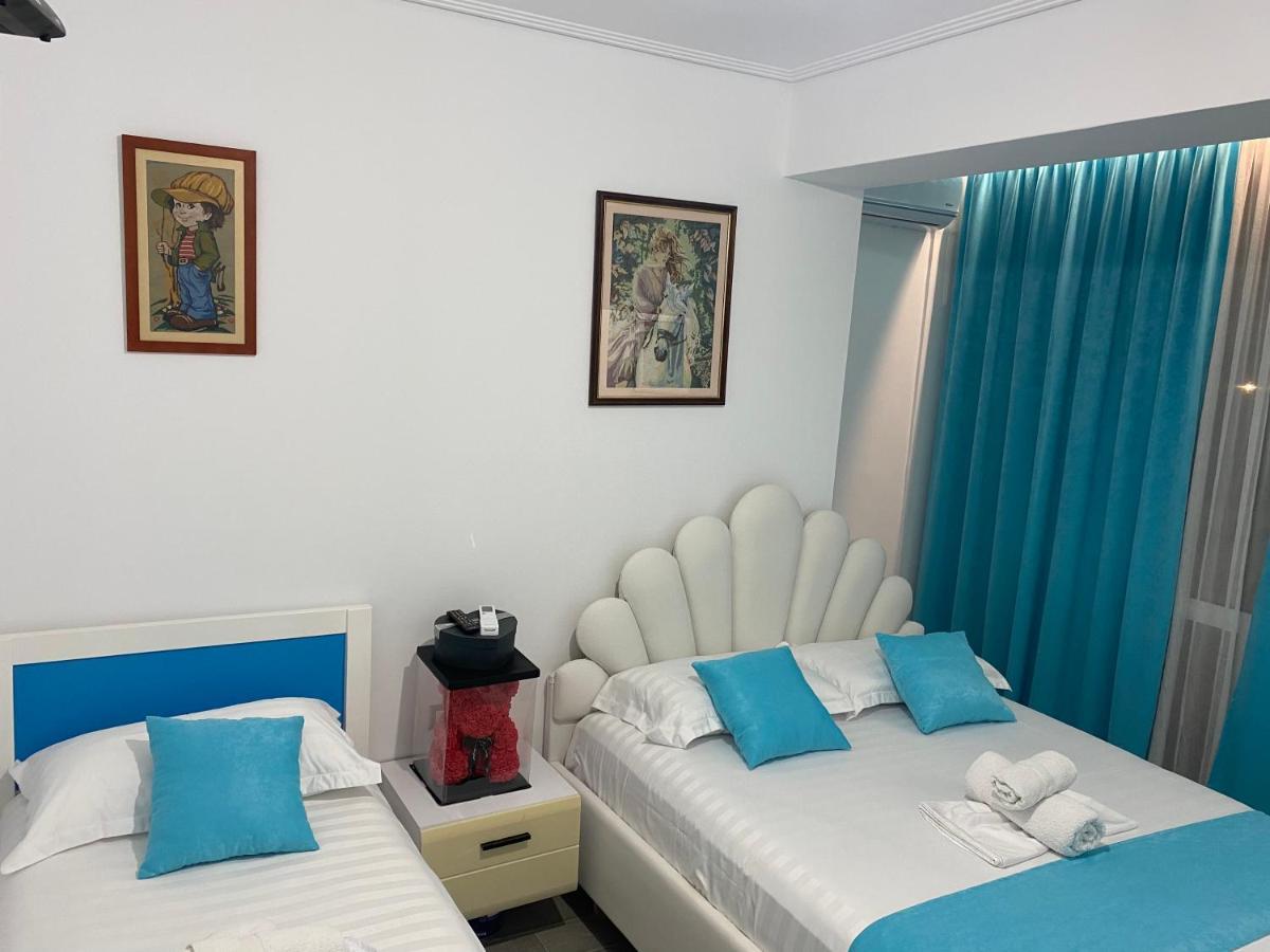 סרנדה Vila Sinani מראה חיצוני תמונה