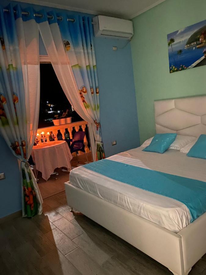 סרנדה Vila Sinani מראה חיצוני תמונה