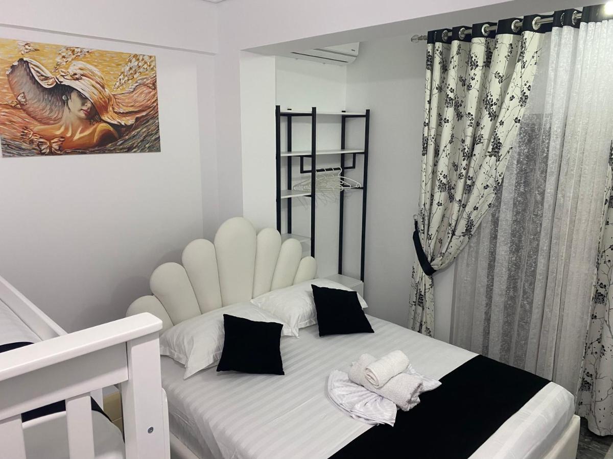 סרנדה Vila Sinani מראה חיצוני תמונה