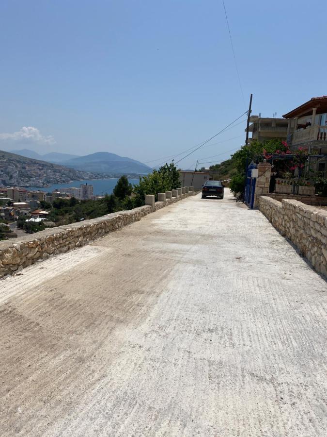 סרנדה Vila Sinani מראה חיצוני תמונה