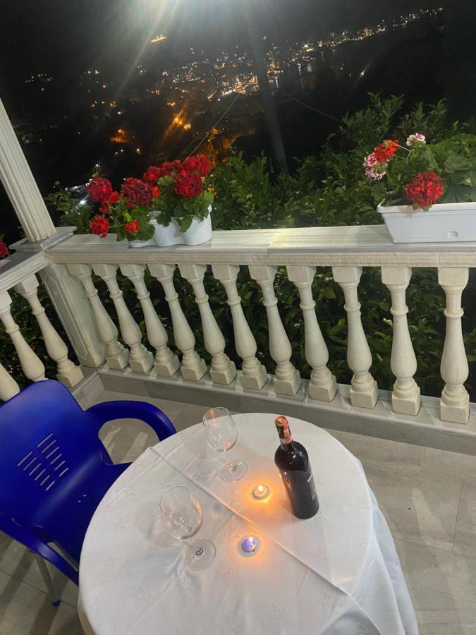סרנדה Vila Sinani מראה חיצוני תמונה